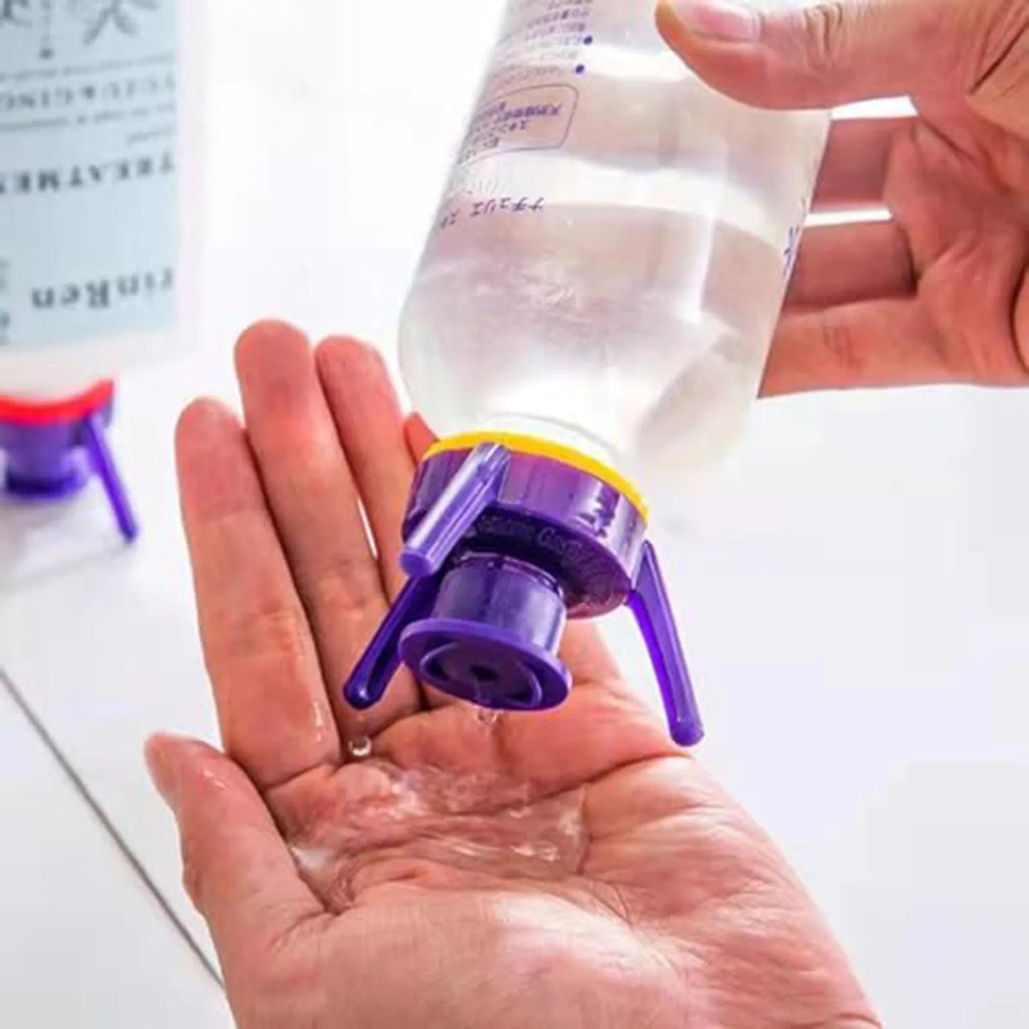075 Inverted Bottle Cap Holder